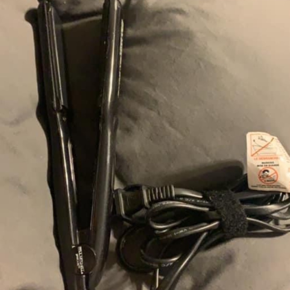 Paul Mitchell flat iron